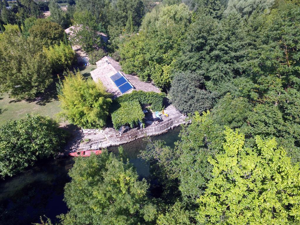 Domaine des Petits Cancets LʼIsle-sur-la-Sorgue Extérieur photo