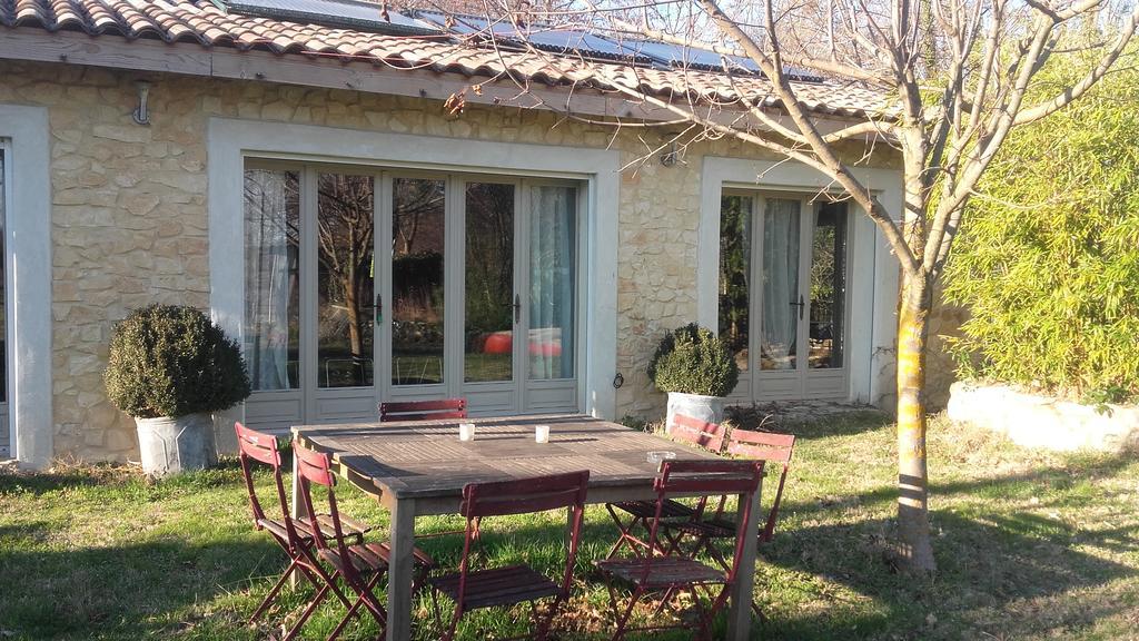 Domaine des Petits Cancets LʼIsle-sur-la-Sorgue Extérieur photo